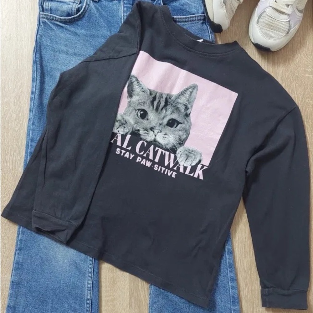 Zara girls teens Black Catwalk Graphic tee Long Sleeve Shirt 13 14 Large